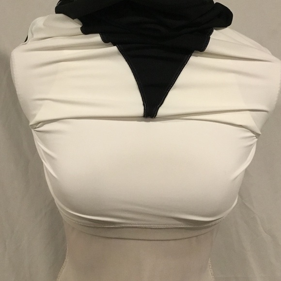 GA8) women’s brand new athletic;black and white - Picture 6 of 8